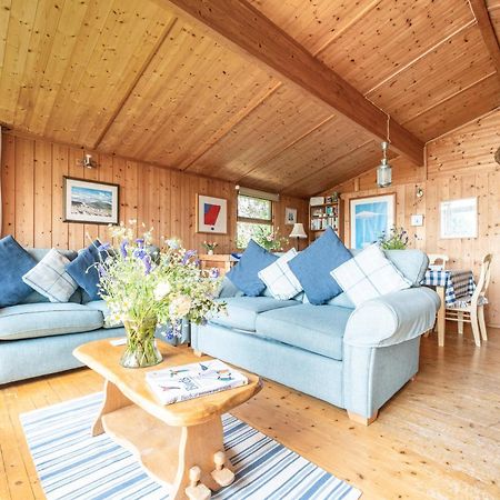 Scandinavian Style Lodge In Rock เวดบริดจ์ ภายนอก รูปภาพ