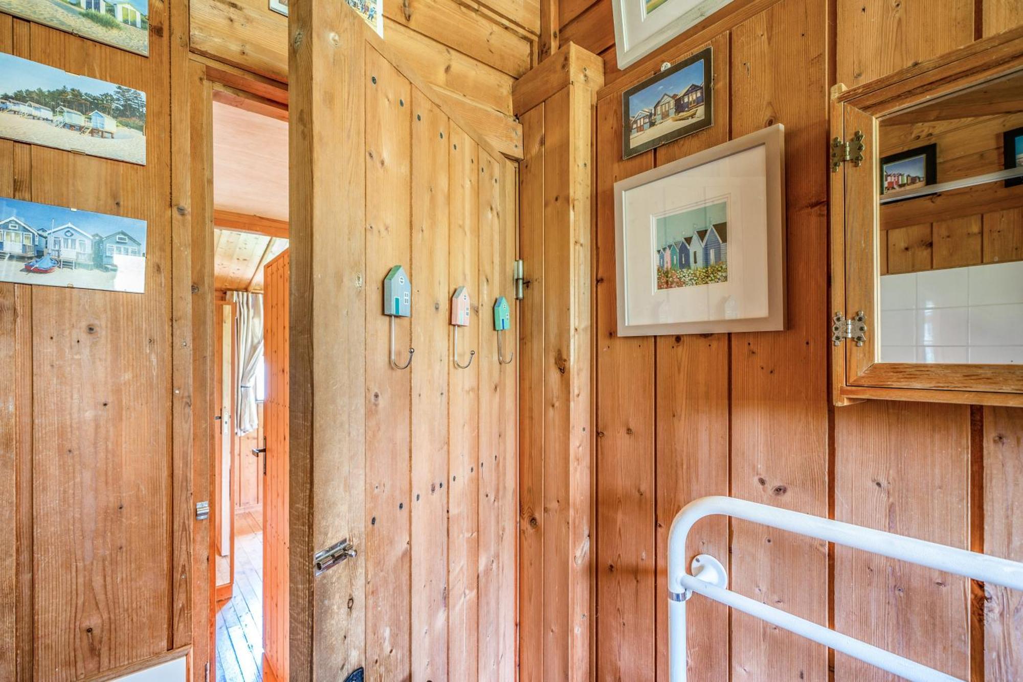 Scandinavian Style Lodge In Rock เวดบริดจ์ ภายนอก รูปภาพ